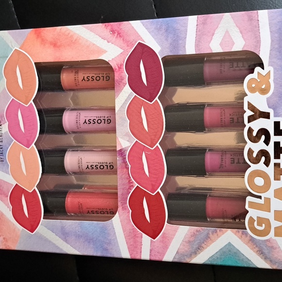 Perfect Gift - Picture 2 of 4